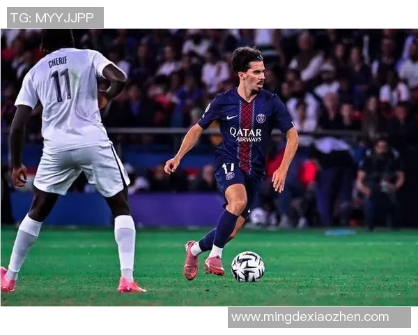 法甲巴黎圣日耳曼对阵亚眠的精彩赛事分析与推荐建议