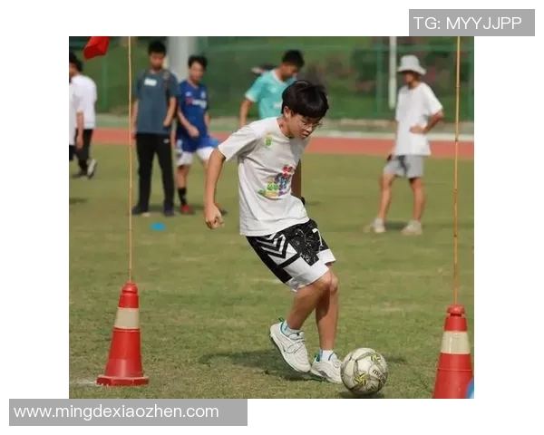 广工篮球队奋勇拼搏展现青春风采助力校园文化建设与团队精神提升 广工篮球队奋勇拼搏展现青春风采助力校园文化建设与团队精神提升