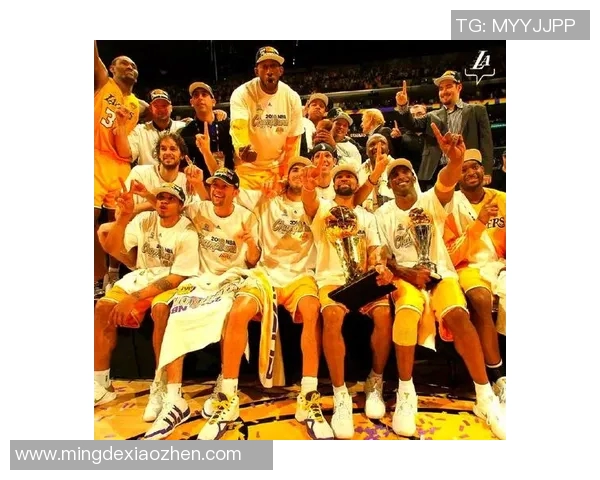 十年湖人与骑士的对决回顾与展望:传奇球队的荣耀与挑战 十年湖人与骑士的对决回顾与展望:传奇球队的荣耀与挑战