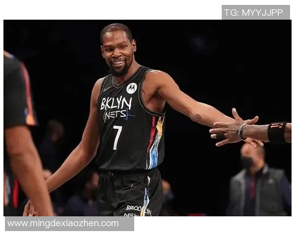 罗马与切尔西激战正酣比赛结果揭晓引发球迷热议 罗马与切尔西激战正酣比赛结果揭晓引发球迷热议