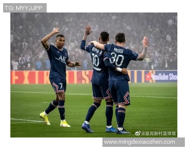 洛里昂主场迎战巴黎圣日尔曼期待精彩对决与激烈竞争 洛里昂主场迎战巴黎圣日尔曼期待精彩对决与激烈竞争