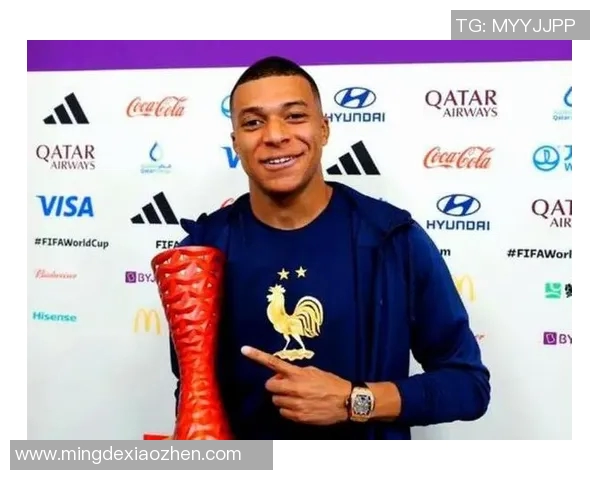 姆巴佩领衔法国队冲击世界杯冠军前景分析与个人发展路径探讨